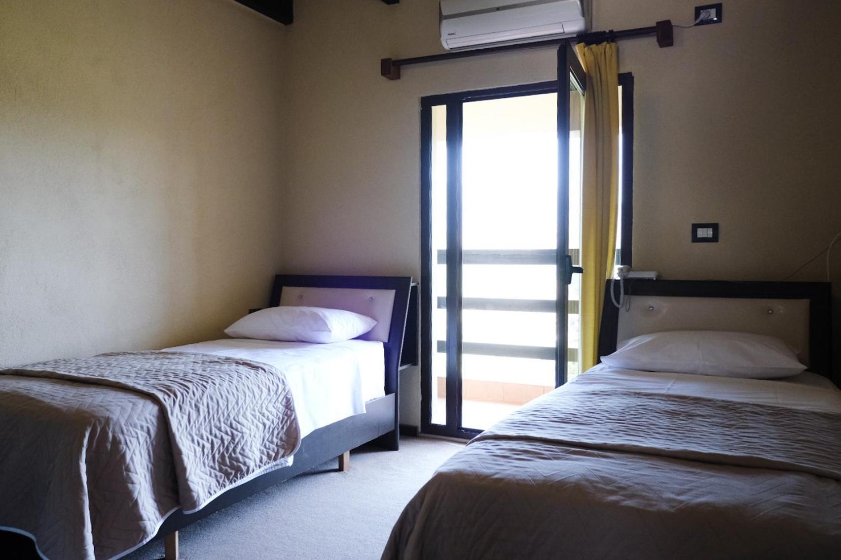 Hotel Vila Bruci Burrel Екстериор снимка